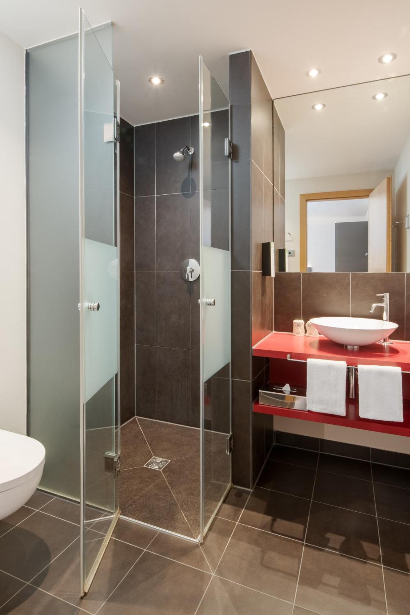Hotel Aiterbach Am Chiemsee ริมสติง ภายนอก รูปภาพ