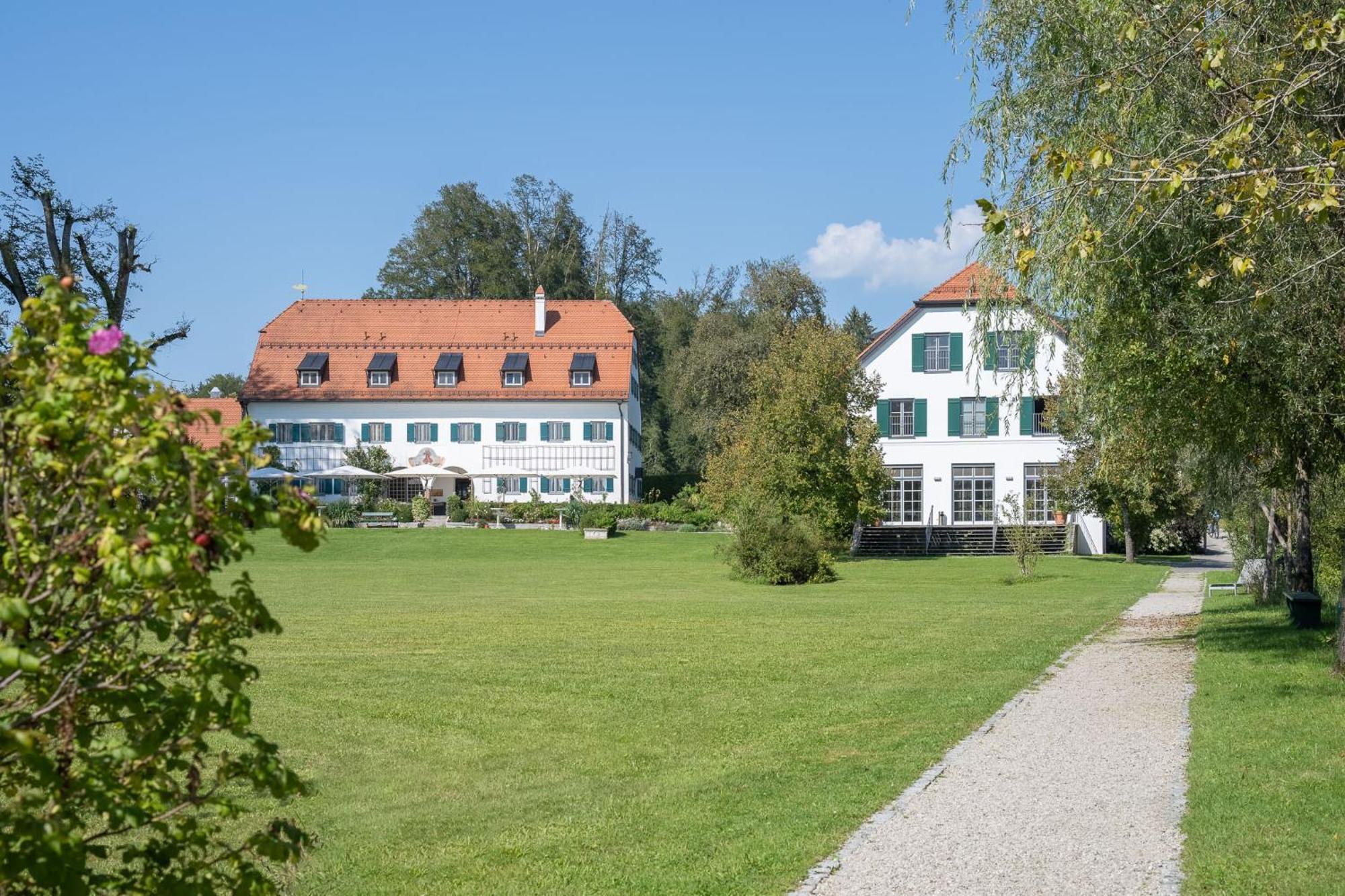 Hotel Aiterbach Am Chiemsee ริมสติง ภายนอก รูปภาพ