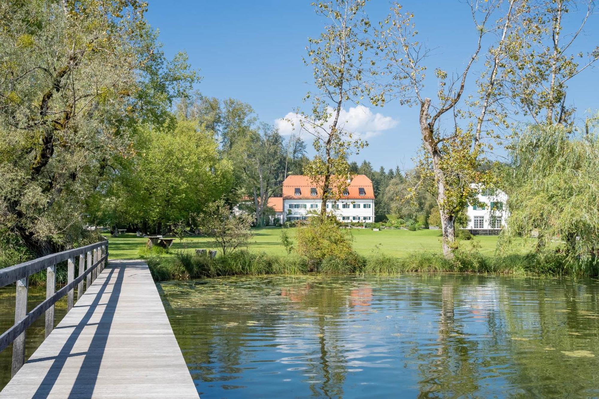 Hotel Aiterbach Am Chiemsee ริมสติง ภายนอก รูปภาพ